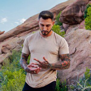 Meet your Posher, Zach